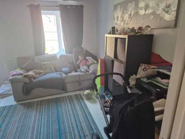 New Build Home Near Train Station Shops Schools