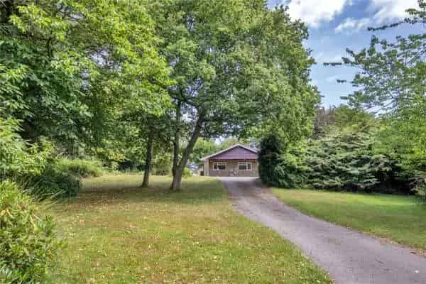 Four Bedroom Detached Bungalow Warren Crowborough