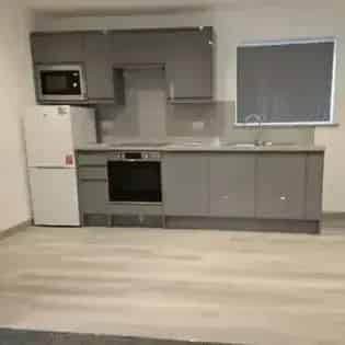2 Bed 2 Bath 195m² Furnished Birmingham Apartment Bills Included