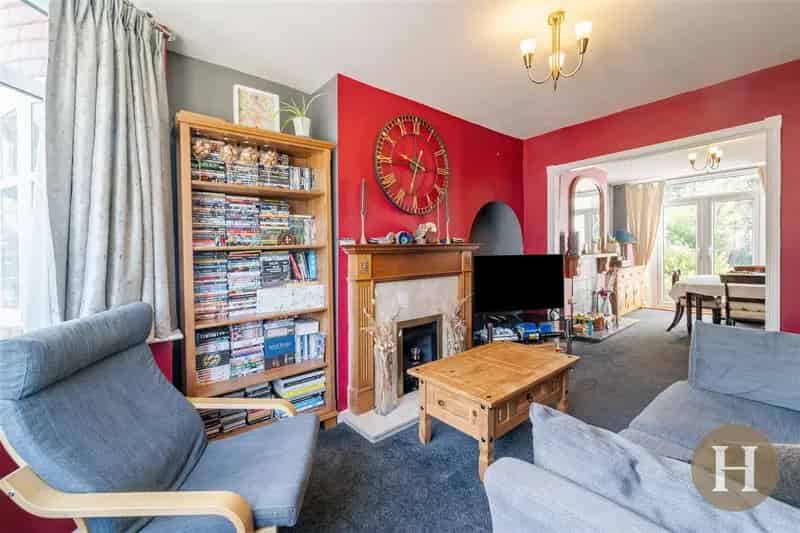 3 Bedroom Semi Detached House for Sale Osmaston Road Harborne