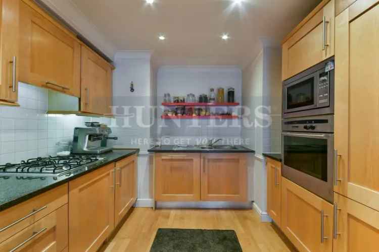 1 Bedroom Flat for Sale in Brentford 597 SQ FT