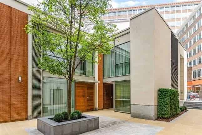 Luxury 2-Bed Mews House Knightsbridge SW7