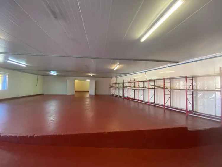 High Demand Commercial Unit 2411 sq ft Prime Business Space