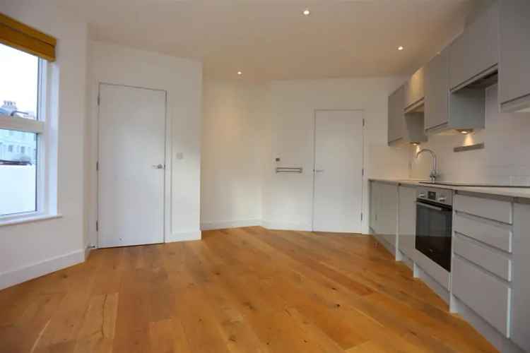 2 Bedroom House to Rent in Brighton Port Hall