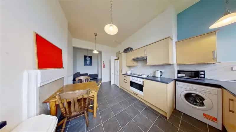 4 Bedroom Flat to Rent