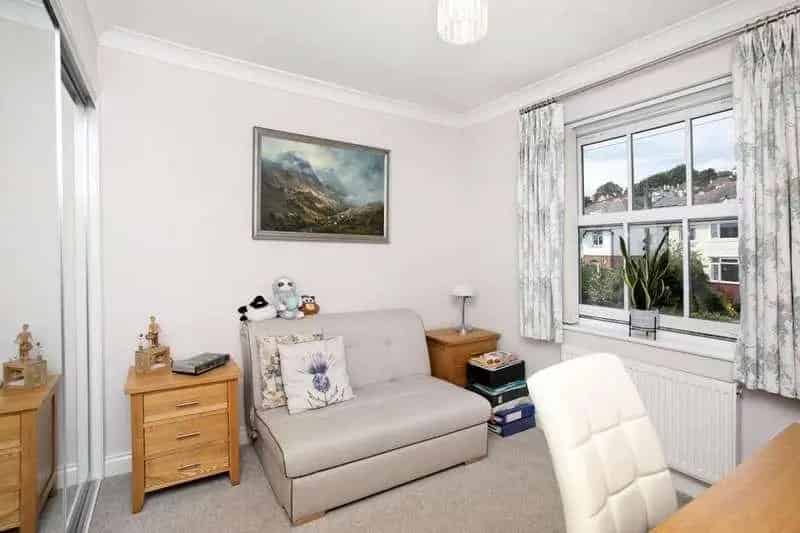2 Bed Flat for Sale - Modern Apartment with Balcony and Parking