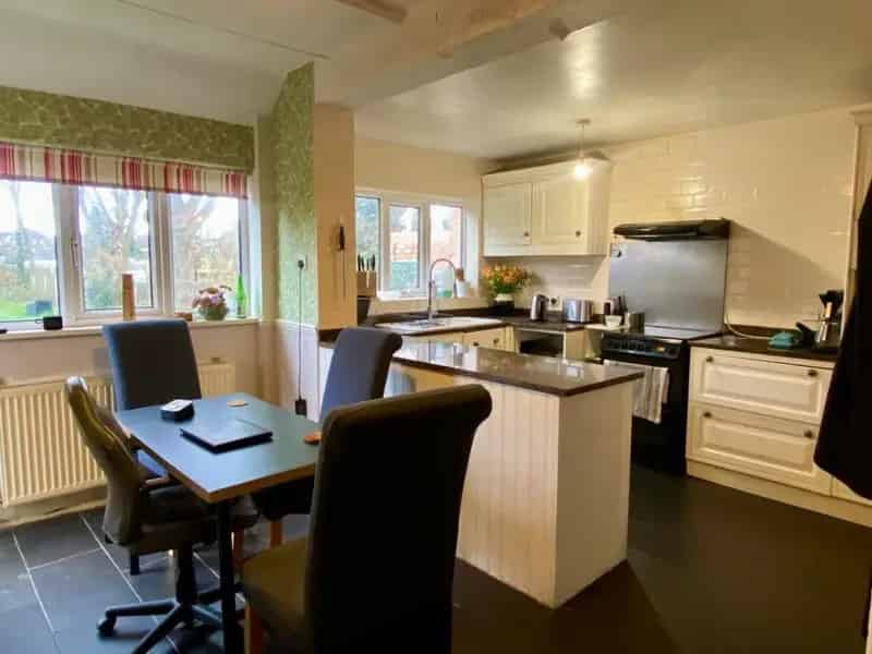 3 Bedroom Semi Detached House For Sale Sutton Coldfield