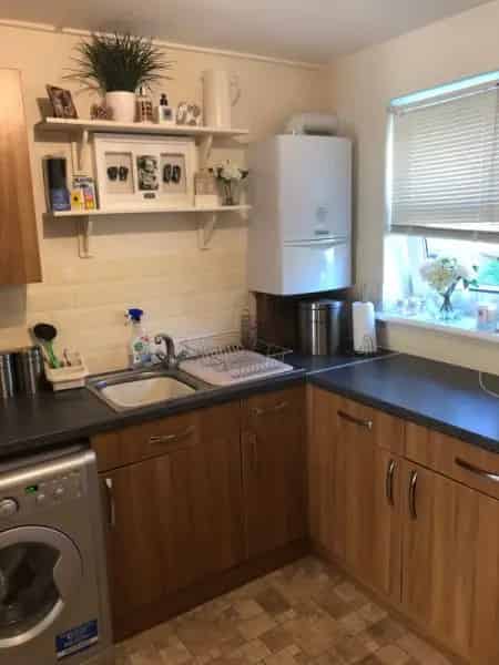 One Bedroom Ground Floor Flat with Garden near Raynes Park