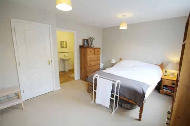 Four Bedroom Townhouse Hampden Hall Aylesbury