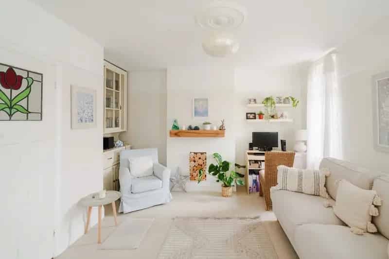 3 Bedroom Detached House for Sale in Whitchurch Bristol