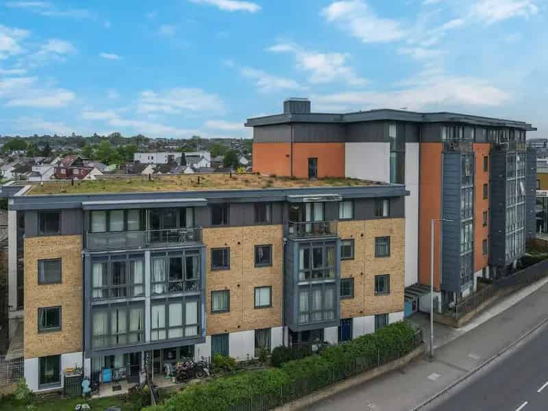 2 Bedroom Flat for Sale