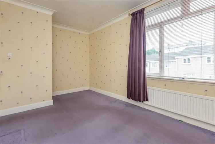 2 Bed House - End Terraced with 1 Reception Room