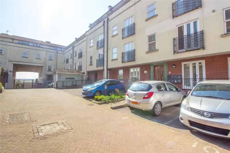 2 Bedroom Apartment for Sale in Historic Old Market BS2