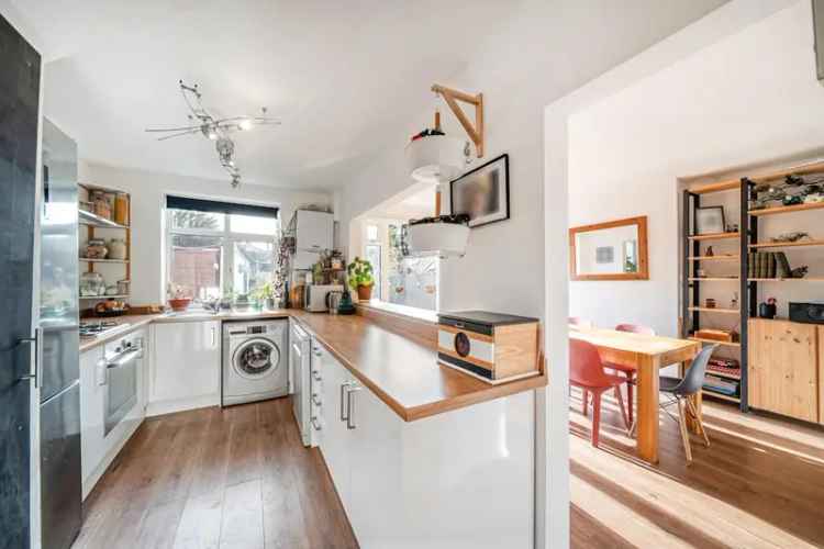 3 Bed Semi Detached House Chapel Allerton