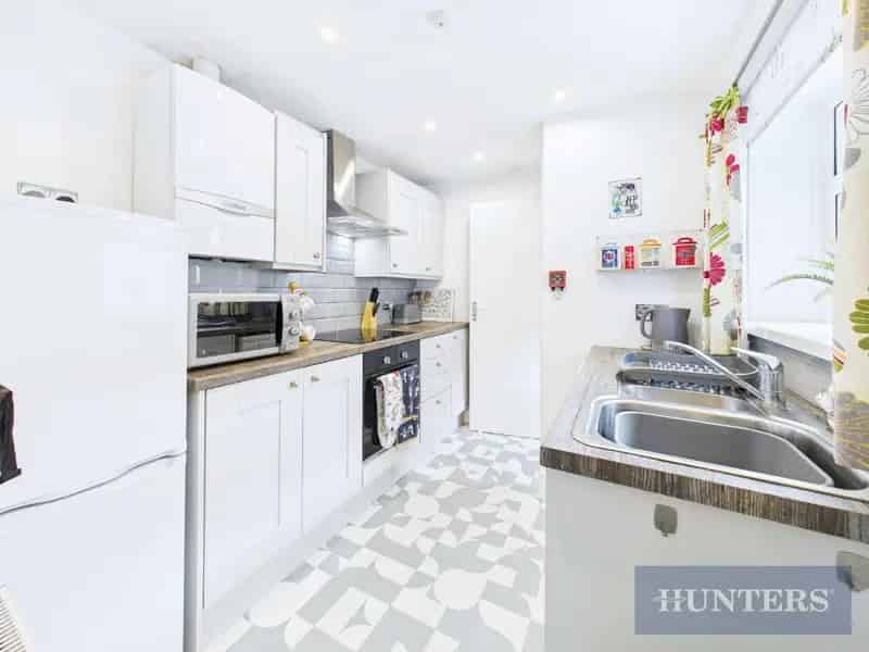 1 Bedroom Flat For Sale in Scarborough
