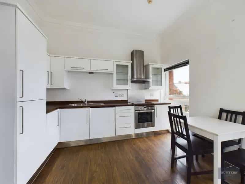 1 Bedroom City Centre Apartment To Let