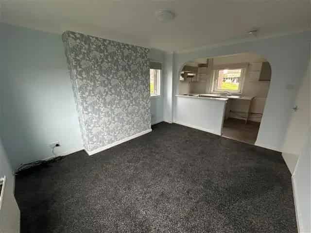 1 Bedroom Flat for Sale - Great Views, No Chain