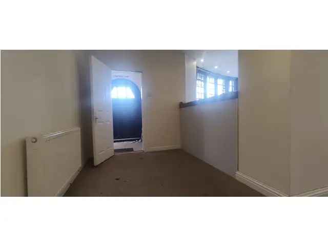 2 bedroom flat  for sale