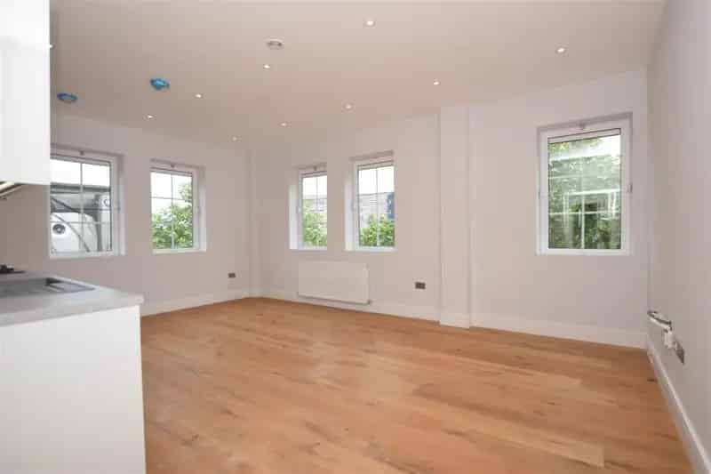 2 Bedroom Flat Bristol City Center New Build