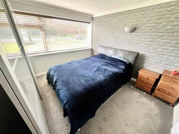 2 Bed Ground Floor Apartment for Sale near Shirley Town Centre