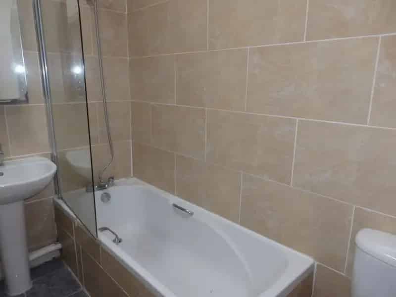 1 Bedroom Apartment House to Rent