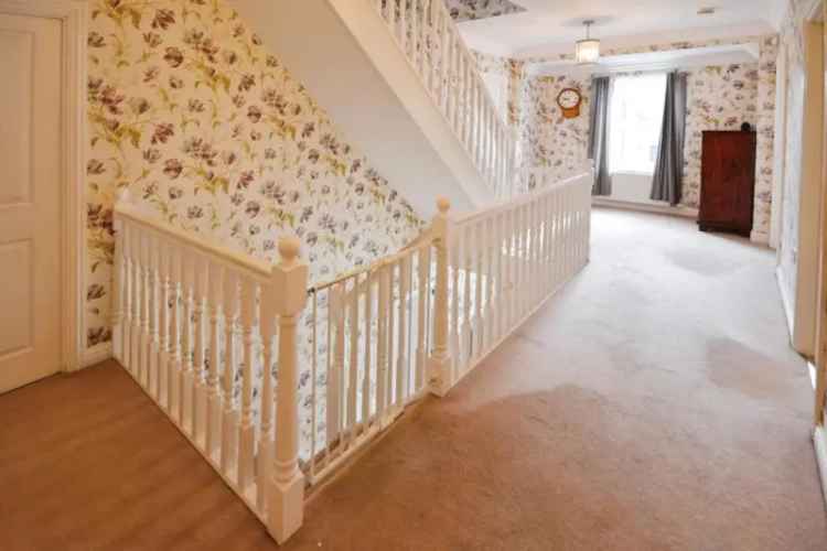 6 Bed Family Home for Sale