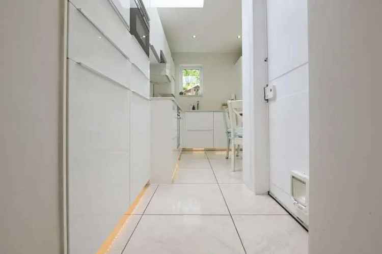 4 Bedroom Victorian House for Sale in Edinburgh
