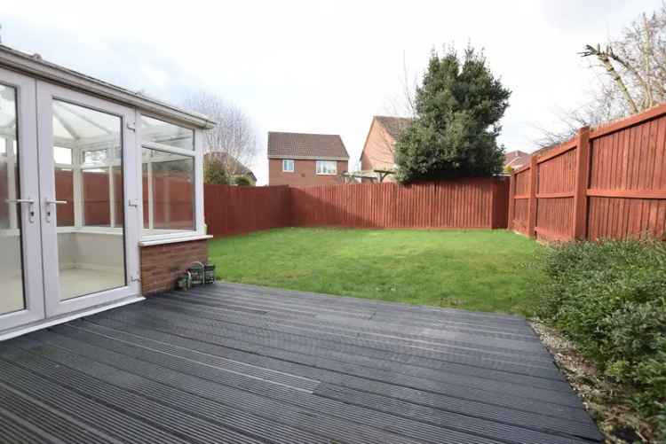 Three Bedroom Detached House for Rent in Woodlea Meanwood