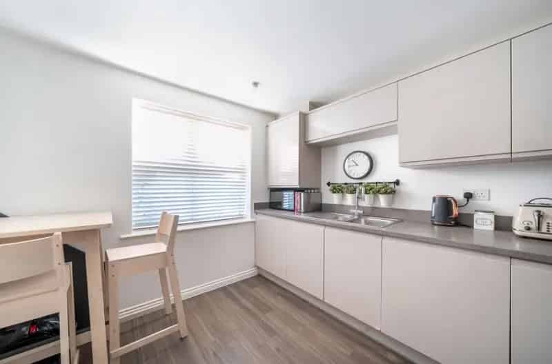 3 Bed House for Sale Andover Spacious Family Home Garage Garden