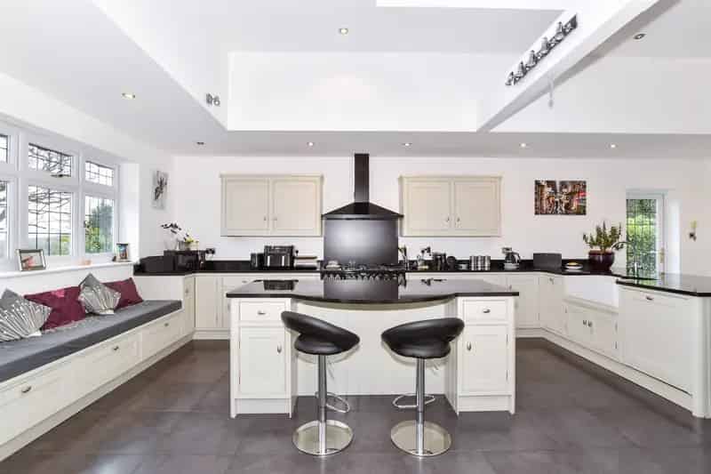 4 Bedroom Detached House for Sale Near Tonbridge