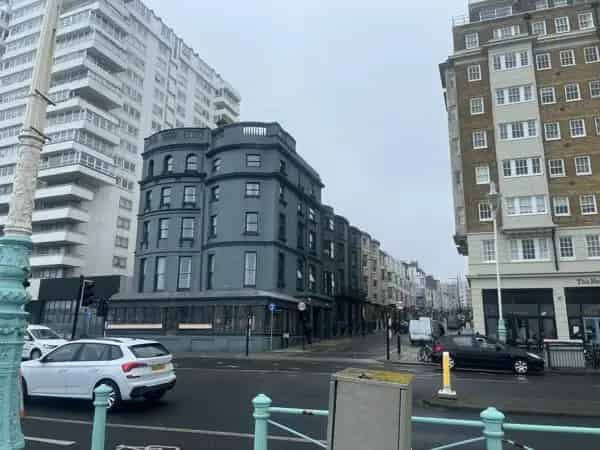 52 Bedroom Bar Restaurant for Rent
