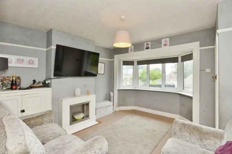 Cosgrove 3 Bed Mid Terrace House Off Road Parking Modern Kitchen