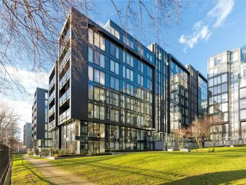 1 Bedroom Flat to Rent - Murray & Currie