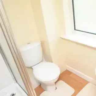 1 Bed Flat Manchester - Student Property - Bills Included
