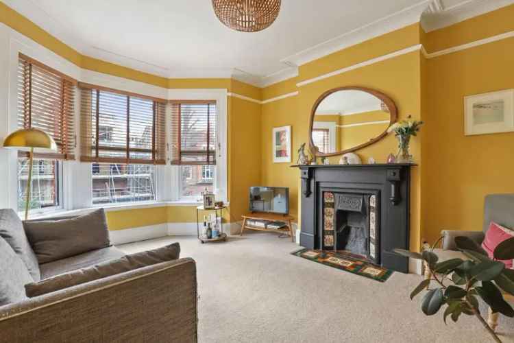 3 Bedroom Flat House to Rent