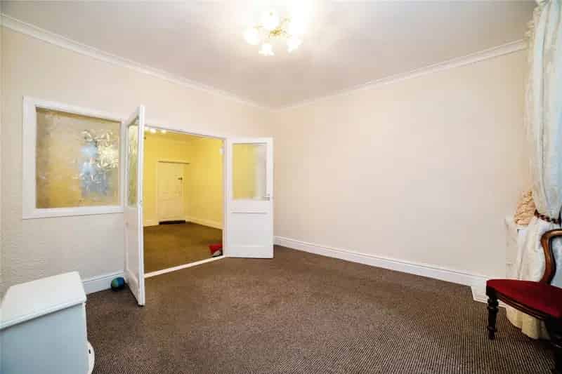 Traditional Semi-Detached House Near Brierley Park