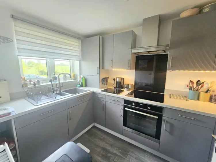 3 Bedroom Detached House For Sale Berkeley