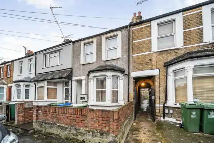 1 Bedroom Maisonette for Sale in Erith