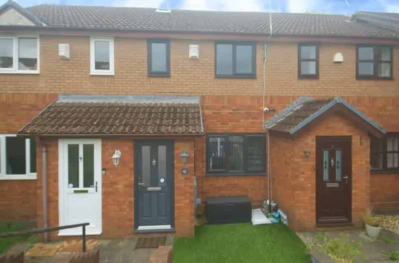 3 Bedroom Terraced House Pantmawr