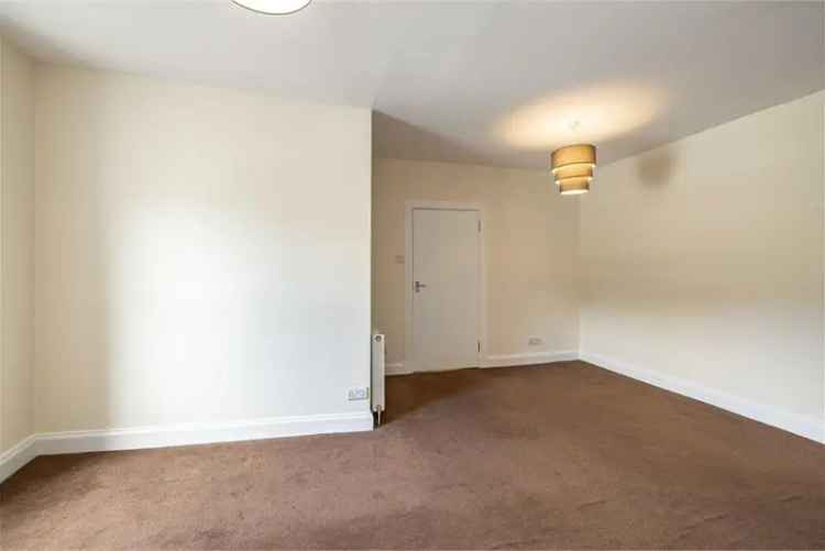 2 Bed Flat - First Floor with 1 Reception Room