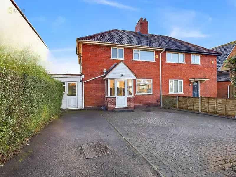 3 Bedroom Semi-Detached House for Sale