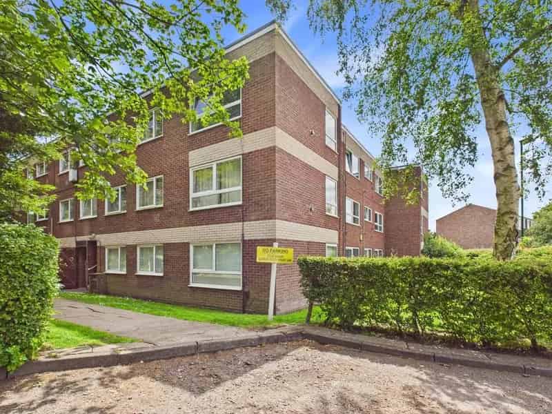1 Bedroom Apartment For Sale Near Erdington Train Station