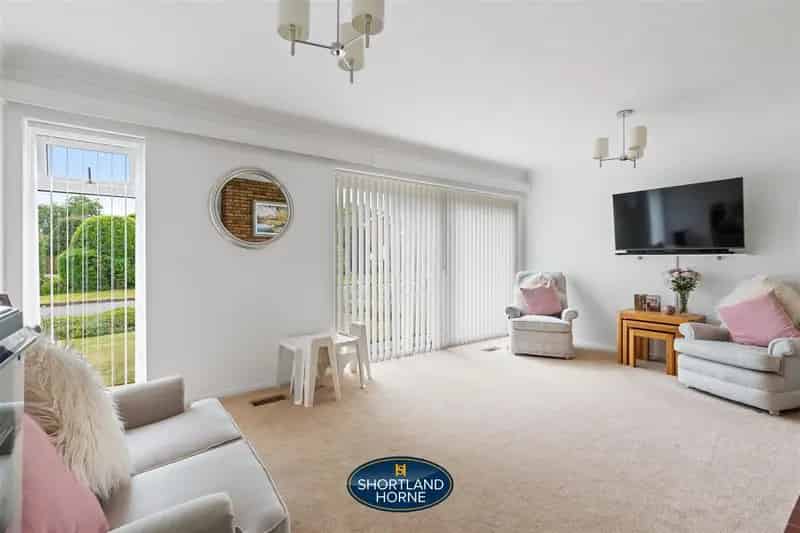 4 Bedroom Detached House to Rent