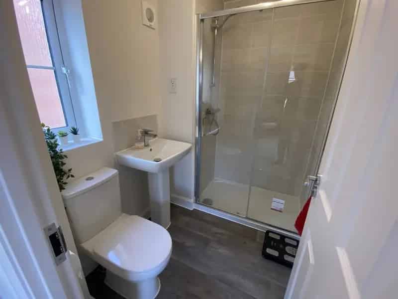 4 Bedroom House For Sale