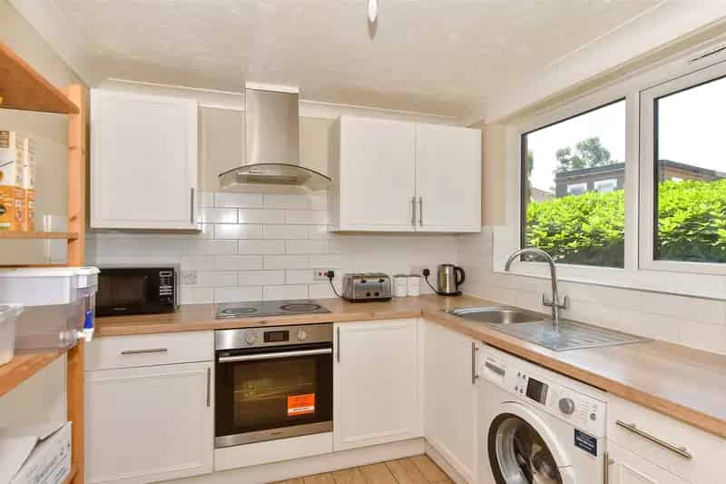 2 Bedroom Apartment for Sale Near Blackhorse Road Station