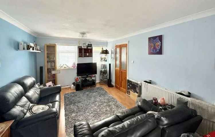 3 Bed House For Sale Large Garden Family Home