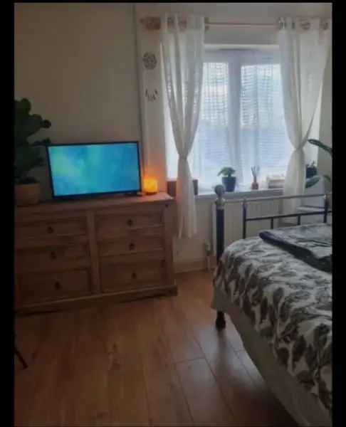 House For Rent in London, England