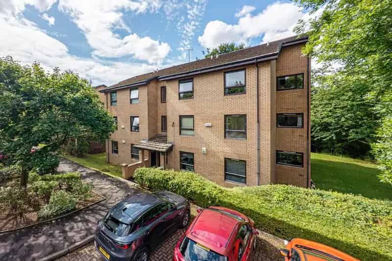 1 Bedroom Apartment for Sale in Shawlands Glasgow
