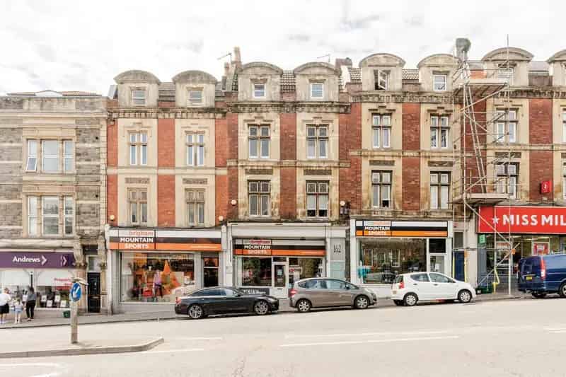 2 Bedroom Flat for Sale