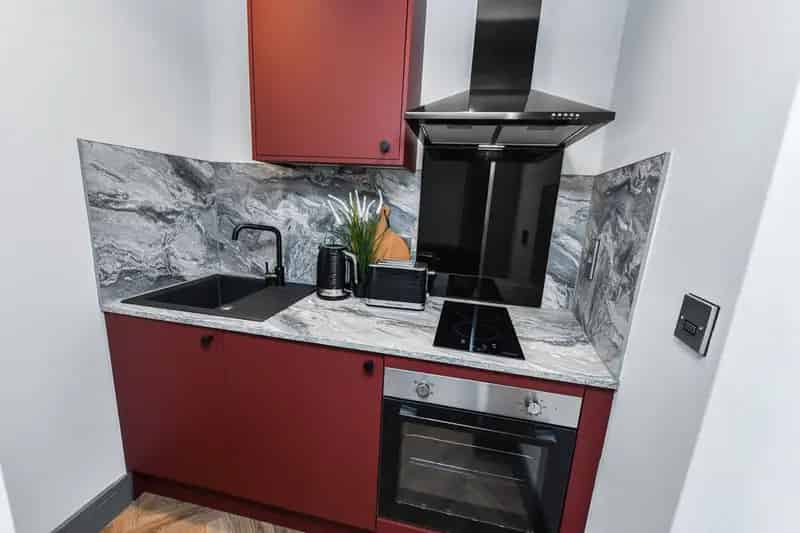 1 Bedroom Studio Apartment in Derby City Centre